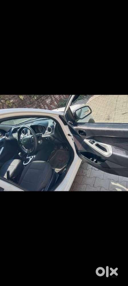 Ford Figo 2012-2015 Diesel Titanium, 2013, Diesel