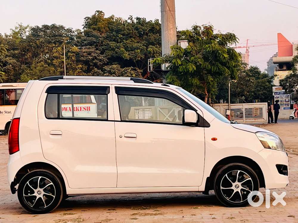 Maruti Suzuki Wagon R Vxi 1.2, 2017, Petrol