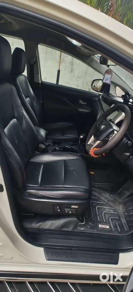 Toyota Innova Crysta 2017 Diesel Automatic