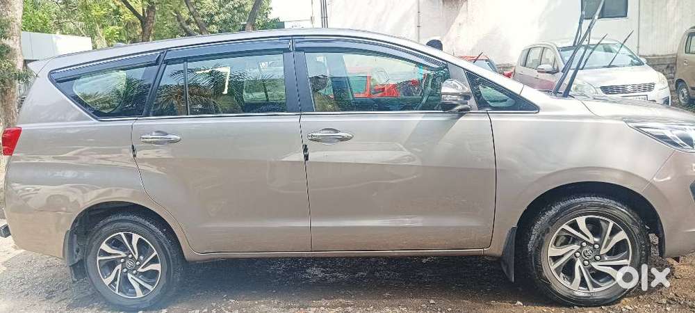 Toyota Innova Crysta 2.4 G Mt, 2021, Diesel