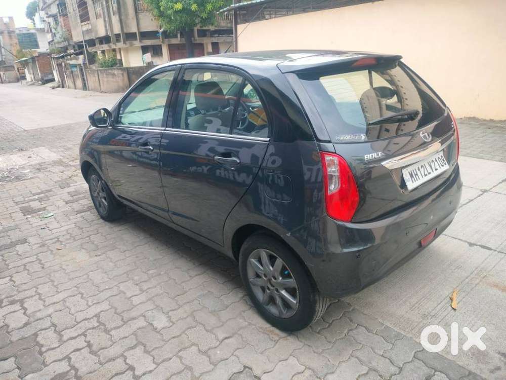 Tata Bolt Revotron Xt, 2015, Petrol