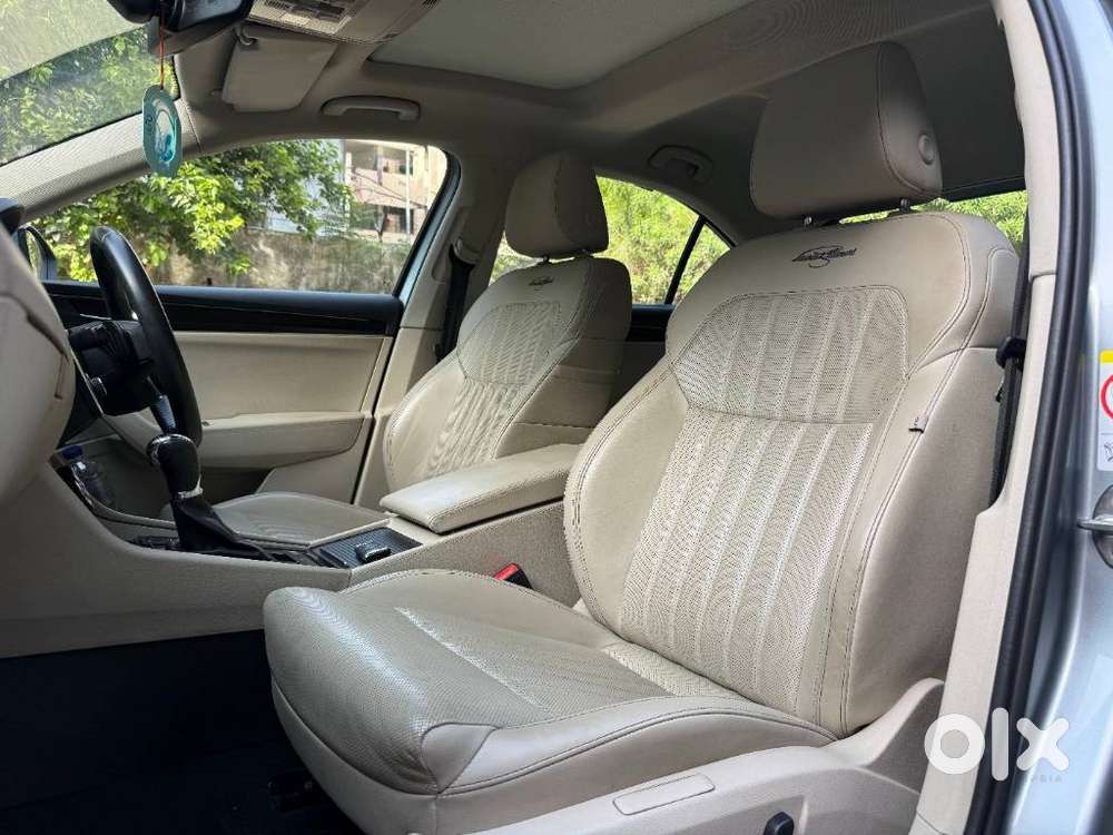 Skoda Superb 2.0 L&k Tsi At, 2021, Petrol