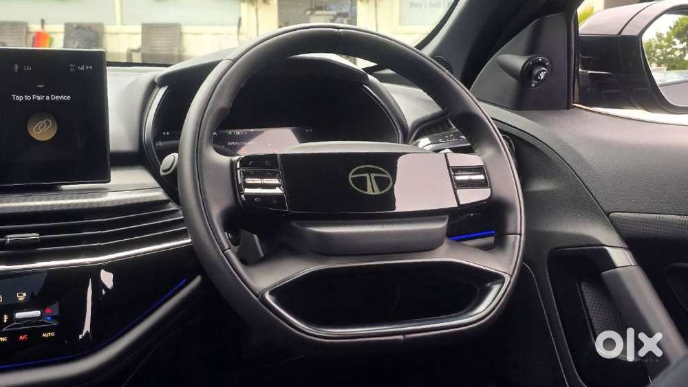 Tata Safari Accomplished X Plus 6 Str Stealth Edition At, 2025, Dies..