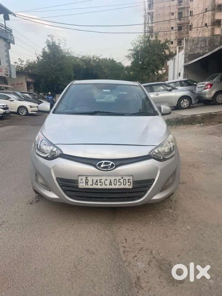 Hyundai I20 Spotz 2013 Year