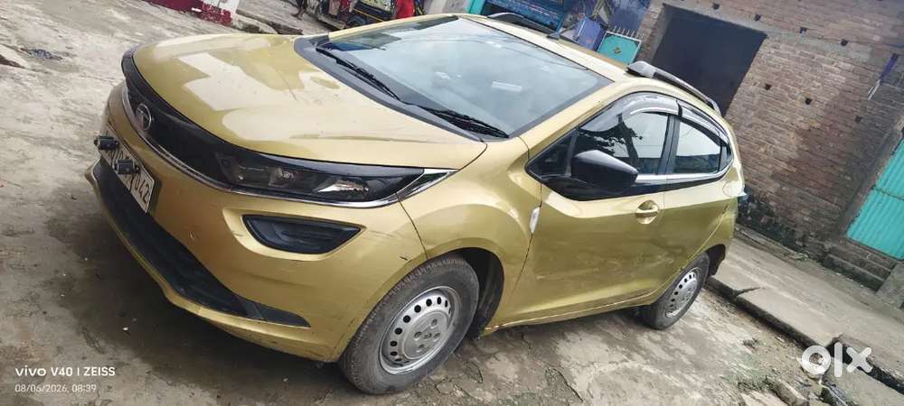 Tata Altroz 1.2 Petrol 2020