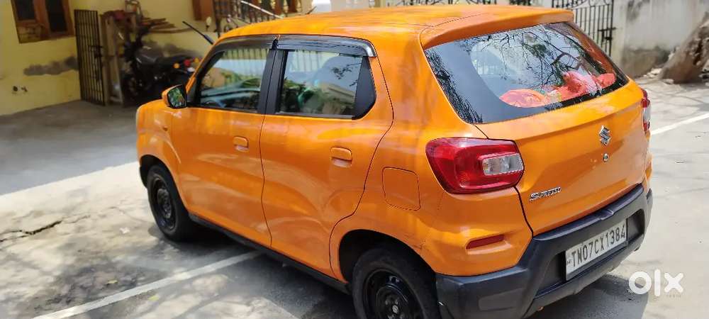 Maruthi Spresso Vxi +