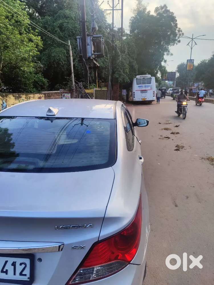 Hyundai Verna 2011 Dl Number