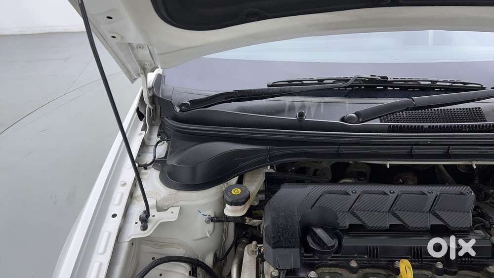 Hyundai Verna 1.5 Sx Petrol Mt, 2023, Petrol