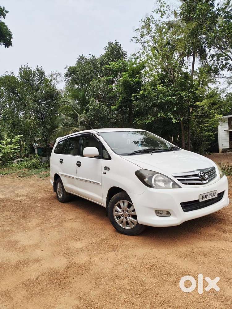 Toyota Innova 2008 Diesel Well Maintained