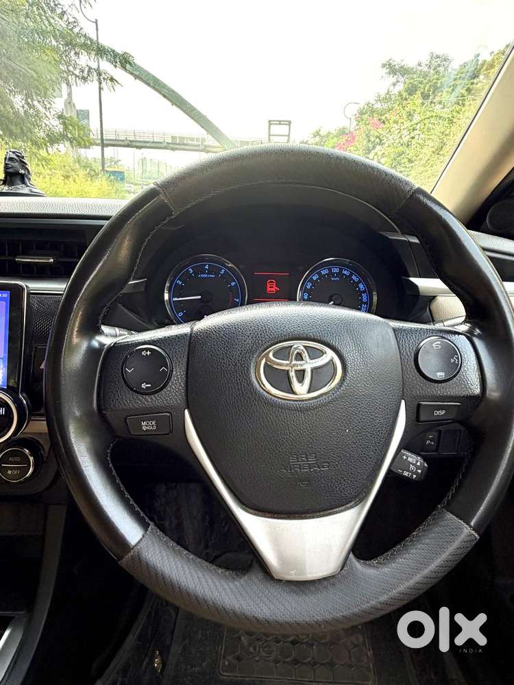 Toyota Corolla Altis Vl At, 2015, Petrol