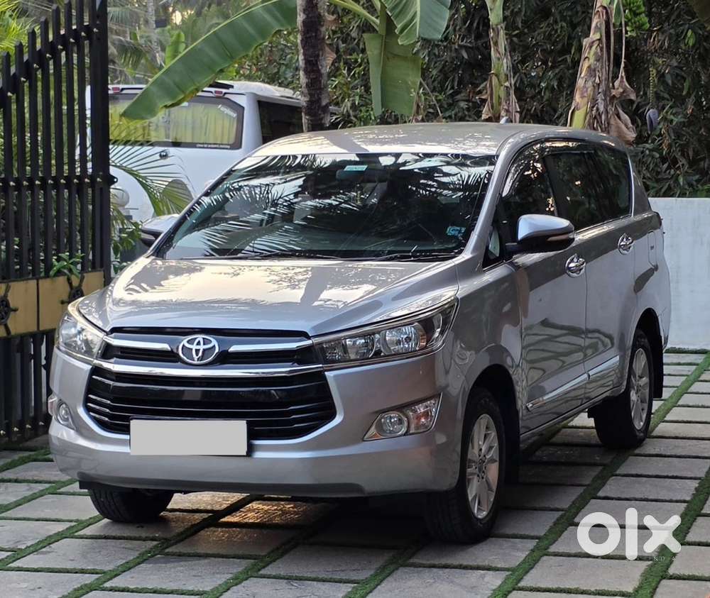 Toyota Innova Crysta