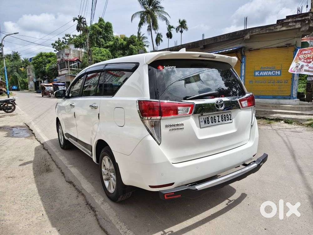 Toyota Innova Crysta [2020-ongoing] 2.7 Gx Mt 7 Str, 2023, Diesel