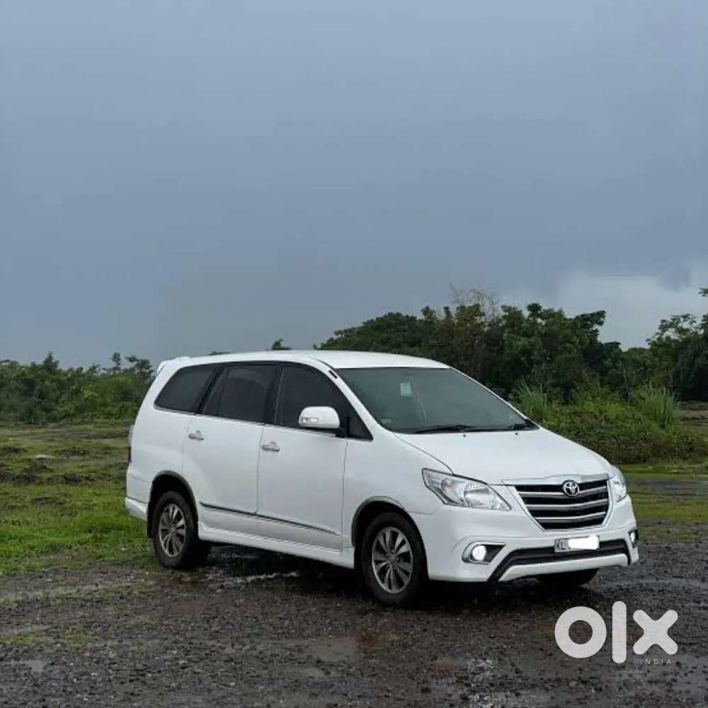 Toyota Innova 2.5 G 2014
