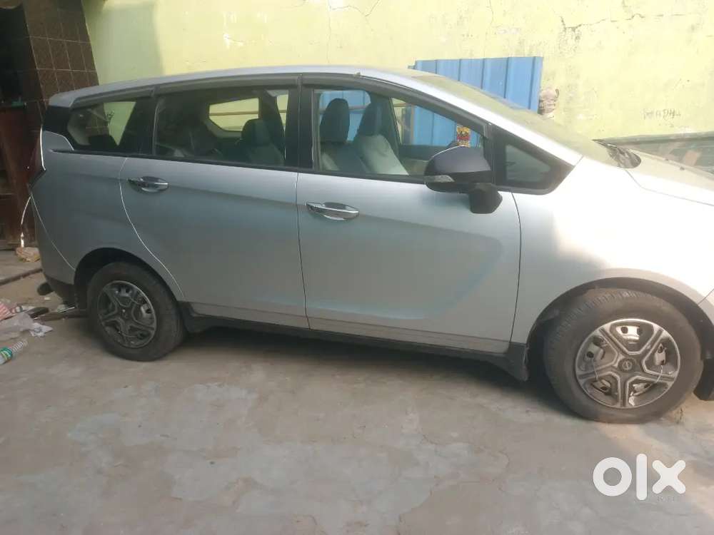 Mahindra Marazzo 2021 2nd Owner