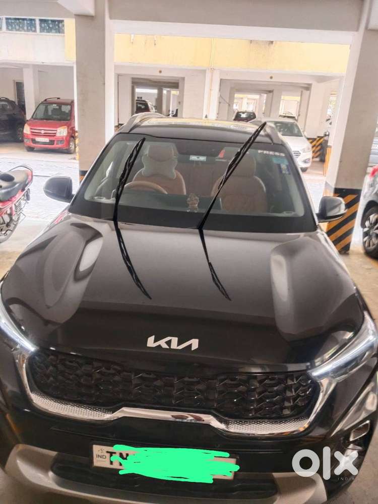 Kia Sonet For Sale – Well Maintained  Black  Single Owner
