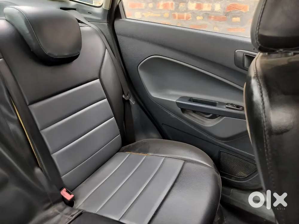 Ford Fiesta 2012 Cng & Hybrids 72000 Km Driven