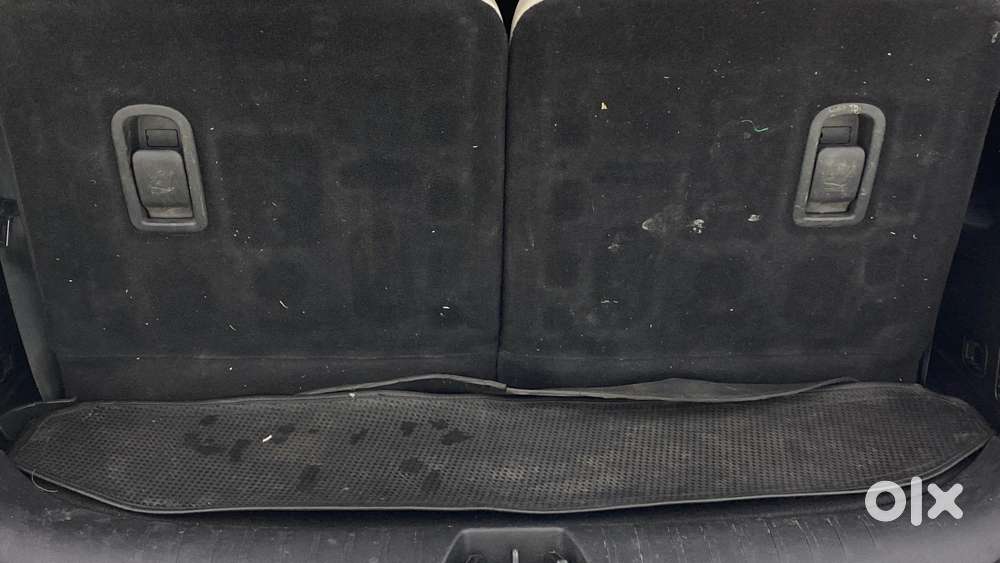 Mahindra Xuv700 2.0 Ax 7 Petrol At Luxury Pack Str, 2023, Petrol