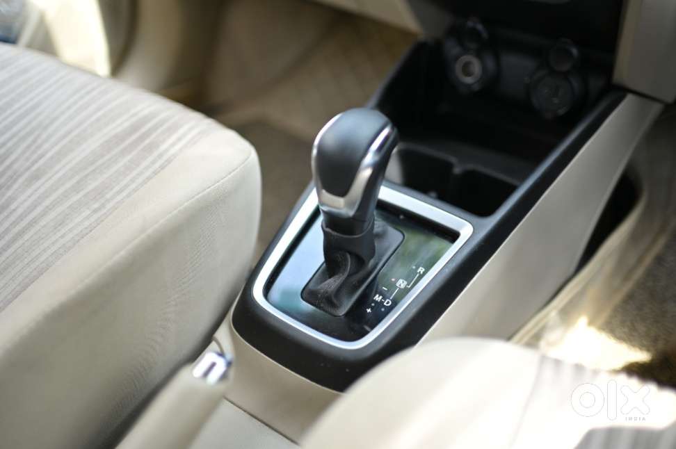 Maruti Suzuki Dzire Zxi Ags, 2023, Petrol