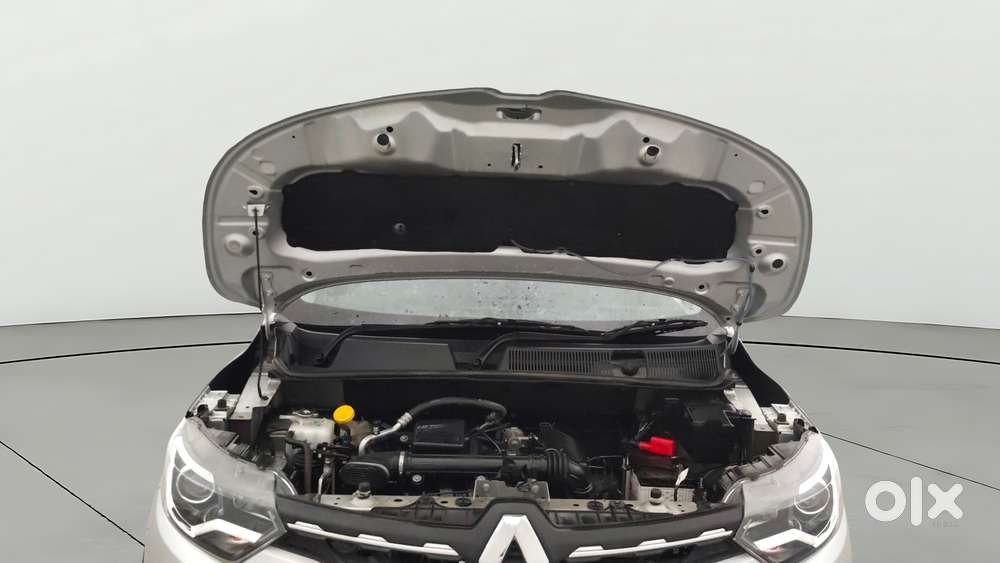 Renault Triber Rxz, 2024, Petrol