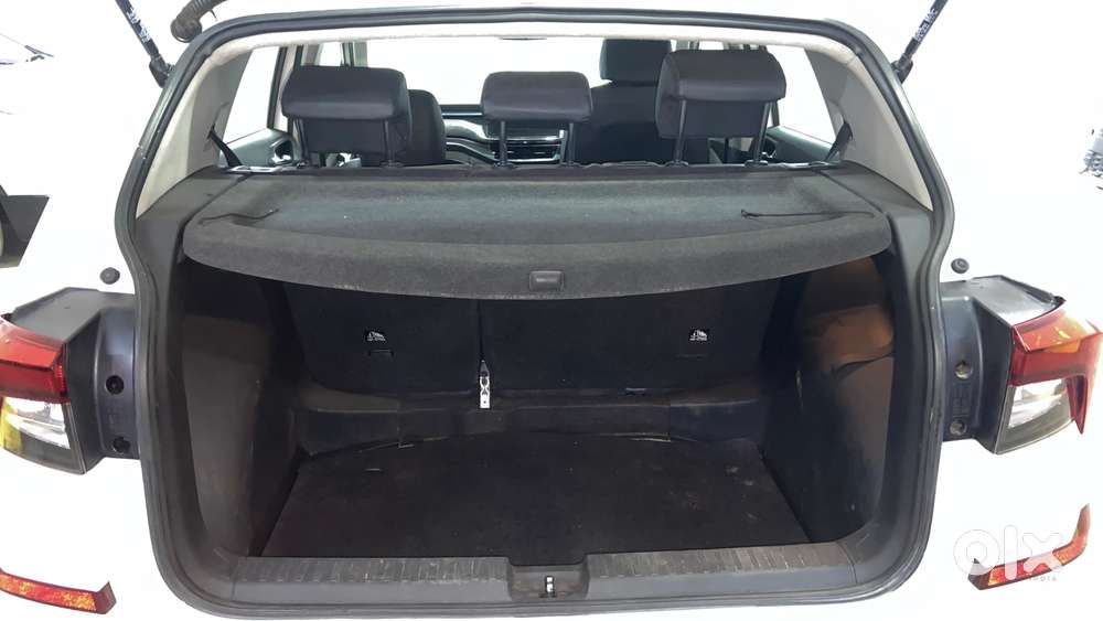 Skoda Kushaq 1.0 Tsi Style, 2022, Petrol