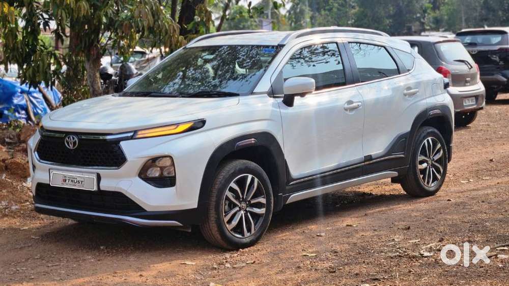 Toyota Urban Cruiser Taisor V 1.0 Petrol At, 2024, Petrol