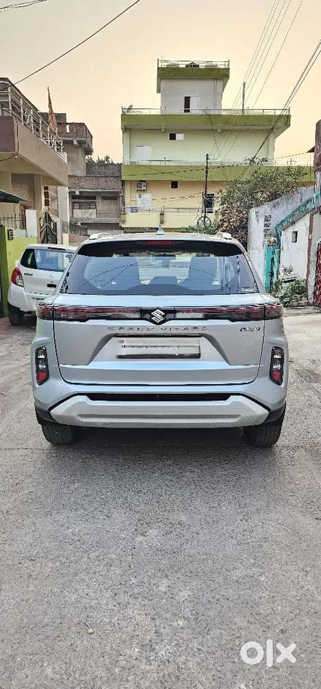 Maruti Suzuki Grand Vitara 2024 Petrol Well Maintained
