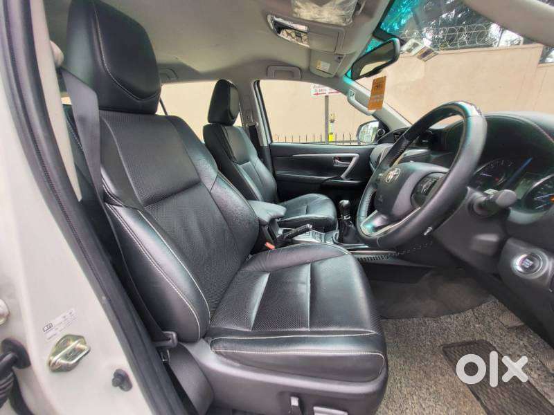 Toyota Fortuner 4x2 Mt 2.8 Diesel, 2023, Diesel