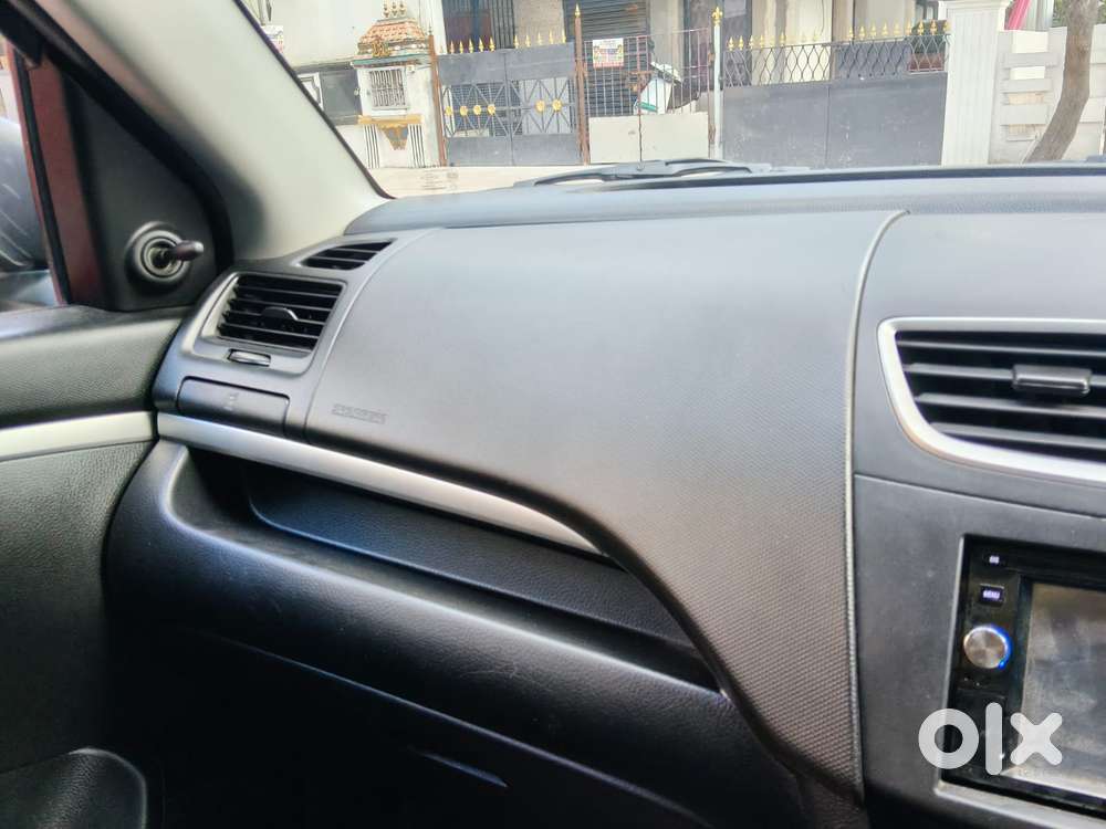 Maruti Suzuki Swift Lxi Optional-o, 2017, Petrol