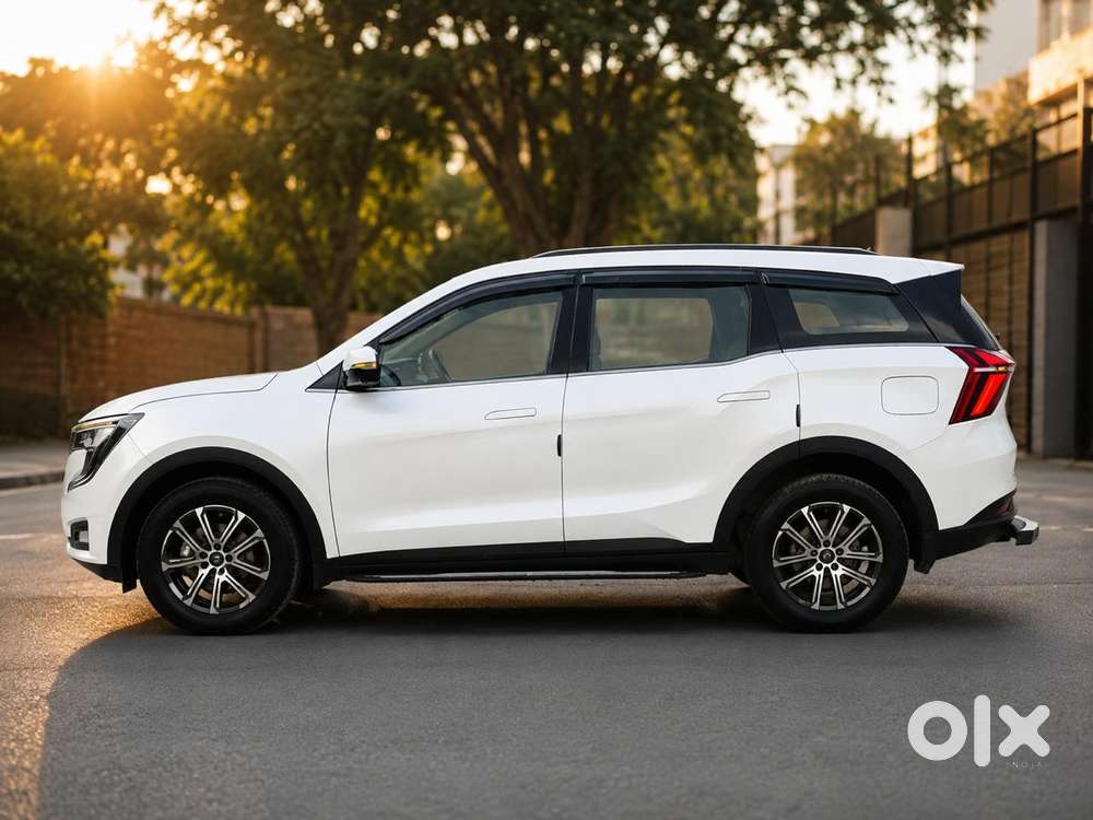 Mahindra XUV700 2.2 AX 7 Diesel AT Str, 2022, Diesel