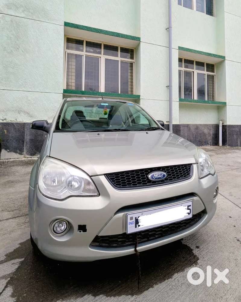 Ford Fiesta 2010 Petrol Car