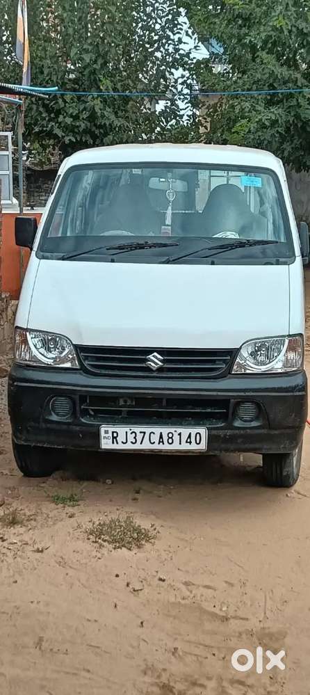 Maruti Suzuki Eeco Smiles 5 Seater 2018