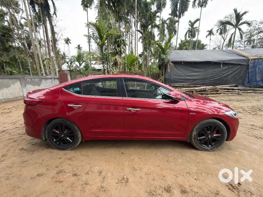 Hyundai New Elantra 2017 Petrol 47000 Km Driven