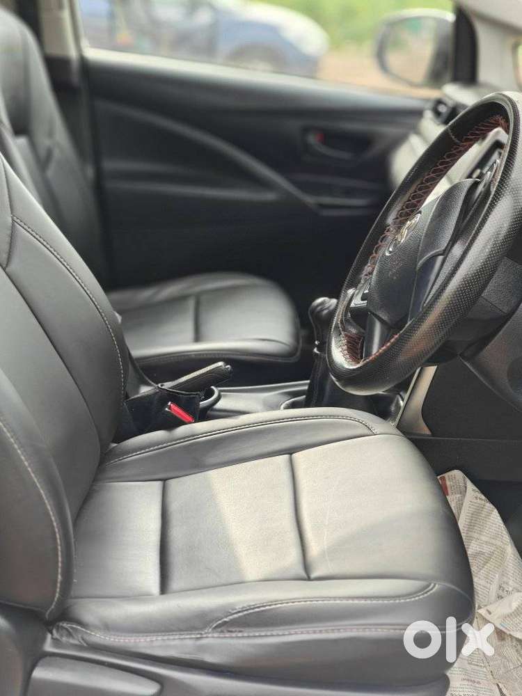 Toyota Innova Crysta 2.4 G Mt, 2018, Diesel