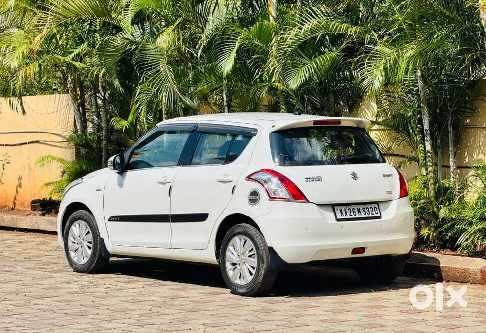 Maruti Suzuki Swift Zdi Plus, 2017, Diesel