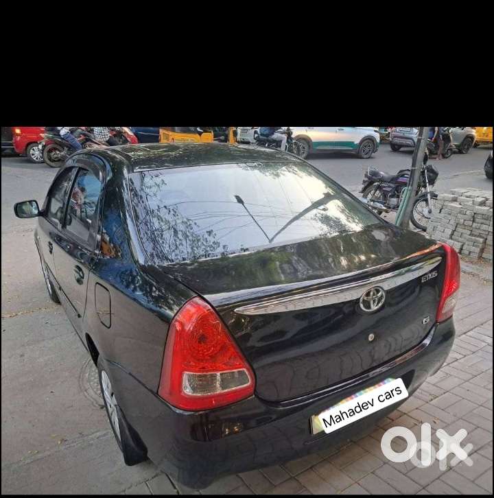 Toyota Etios 2010-2012 G Safety, 2011, Petrol