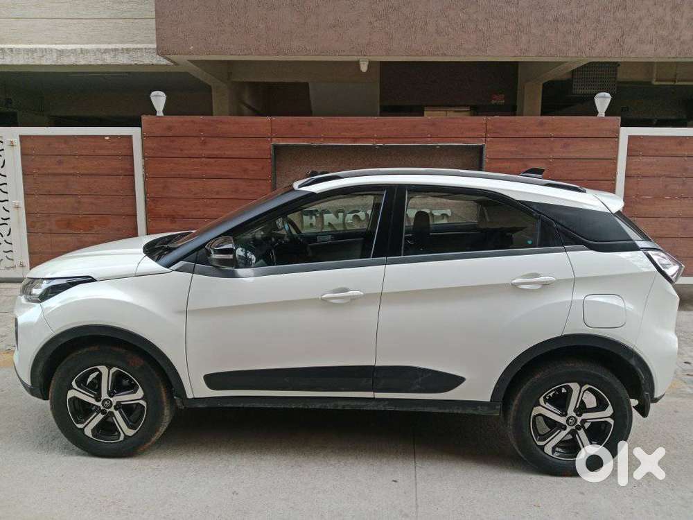 Tata Nexon Amt Xza Plus, 2021, Petrol