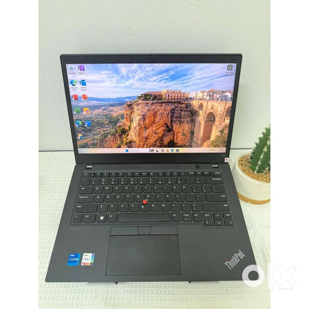 Best Business series! Lenovo ThinkPad T14s  i7 11th Gen  16GB 256GB