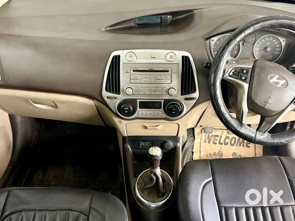 Hyundai I20 Petrol Manual 2012