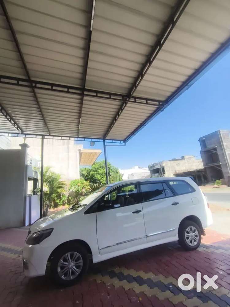 Toyota Innova 2009 Diesel 200000 Km Driven