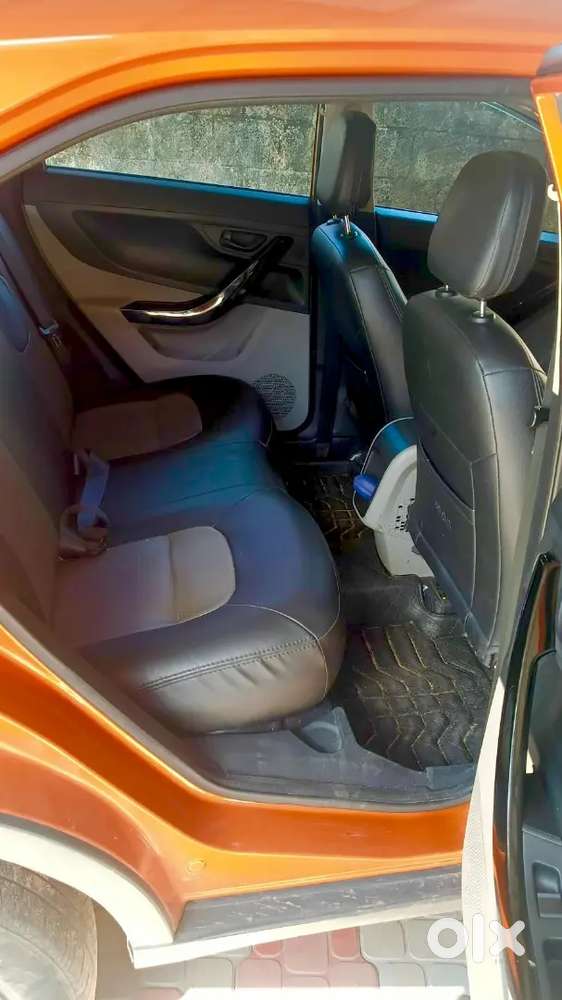 Tata Nexon 
1.5 Xm Diesel