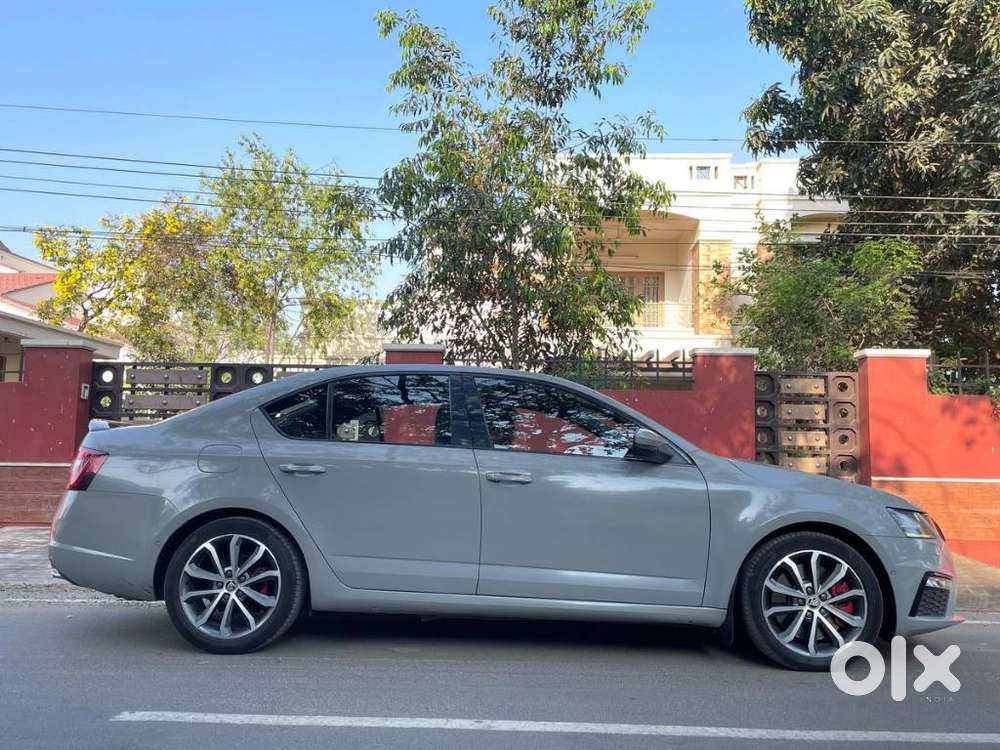 Skoda Octavia 2.0 Style Tsi At, 2017, Petrol