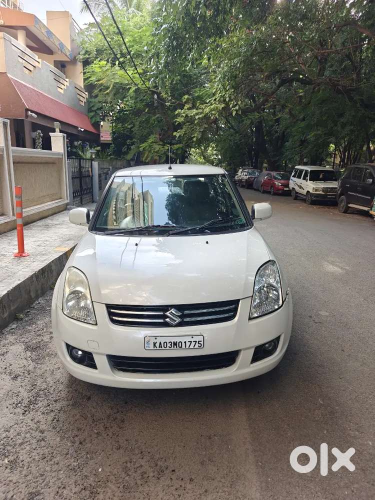 Maruti Suzuki Dzire 2012 Petrol 70000 Km Driven