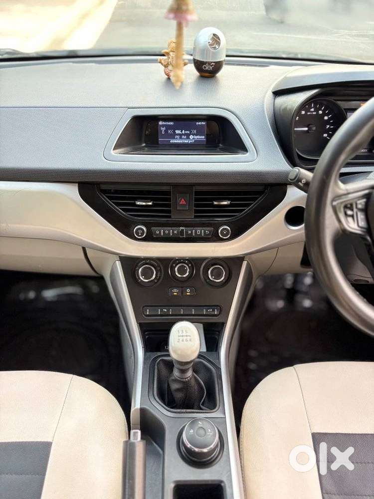 Tata Nexon 1.2 Revotron Xm (s), 2018, Petrol