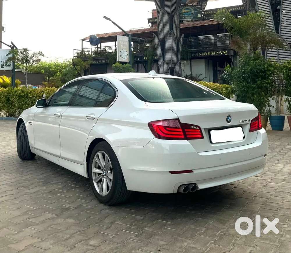 2013 Bmw 520d Luxury Line  2nd Owner  Company Service Record  Excel