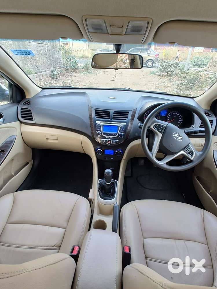 Hyundai Verna Vtvt 1.6 Sx, 2012, Petrol