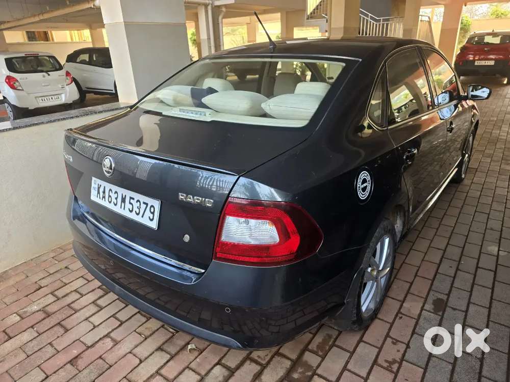 Skoda Rapid Top End Petrol