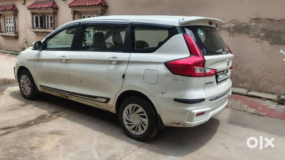 Maruti Suzuki Ertiga 1.4 Vxi Cng Anniversary Edition, 2023, Cng & Hy..