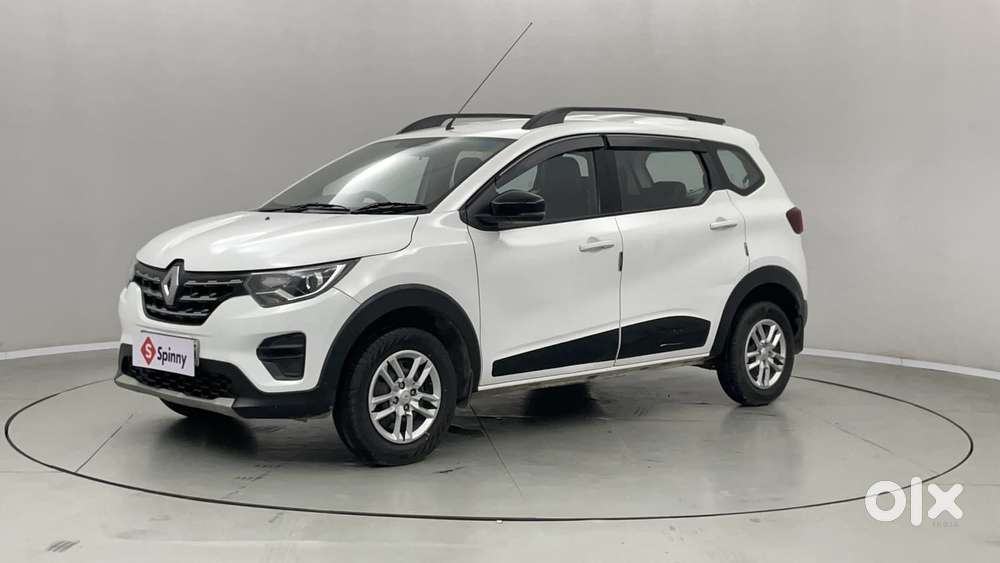 Renault Triber Rxt, 2022, Petrol