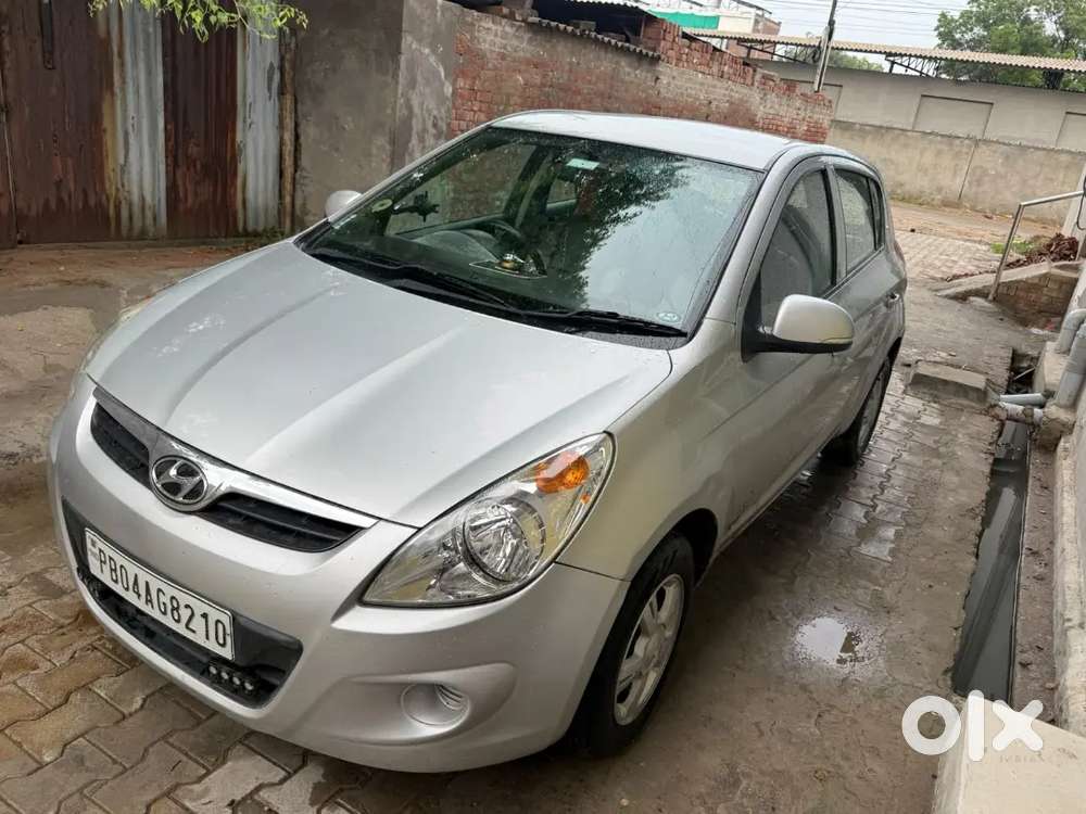 Hyundai I20 Petrol Manual 2011