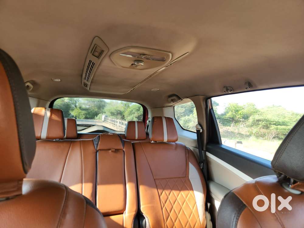Mahindra Marazzo M6, 2018, Diesel